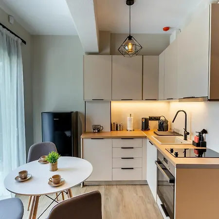 Phevos & Athena Luxury Suite With View In Nea Makri Exterior photo