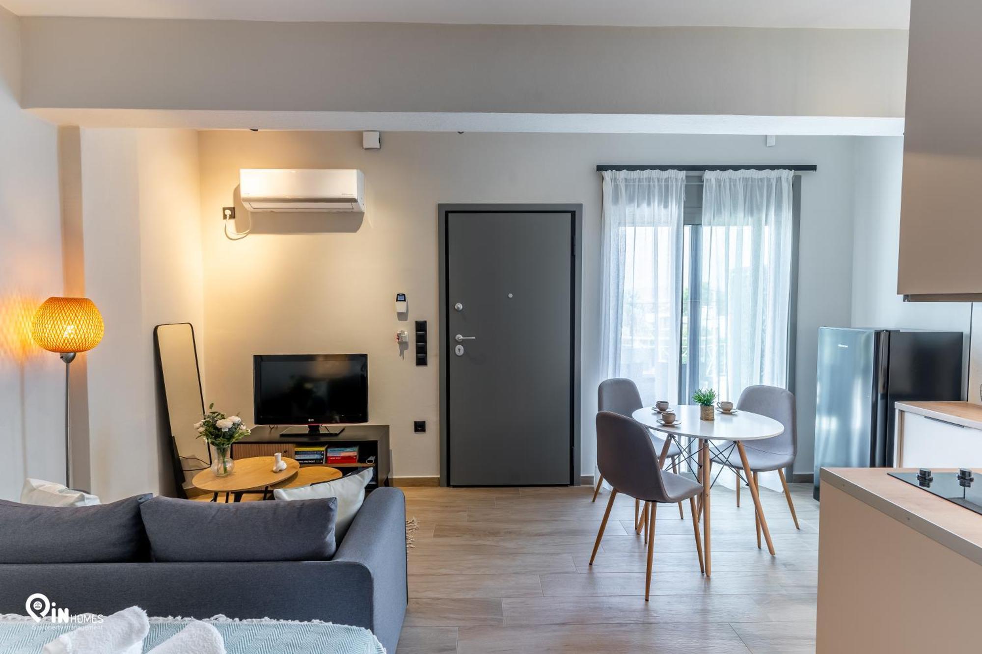 Phevos & Athena Luxury With View In *