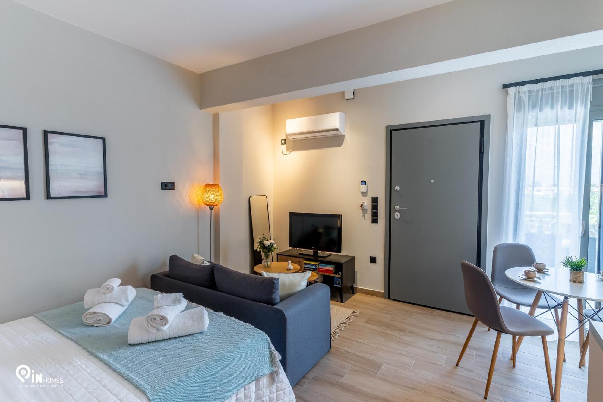 Holiday home Phevos & Athena Luxury With View In